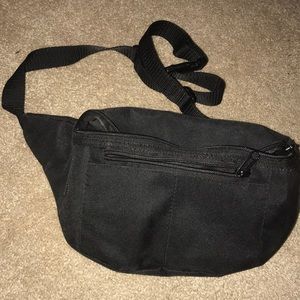 All black fanny pack
